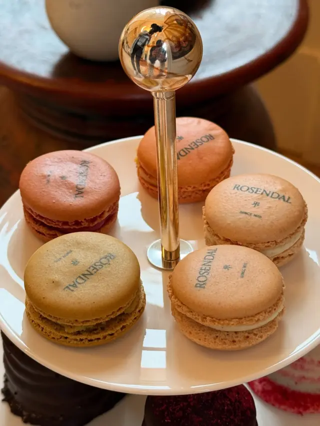 The last day of Easter hits different when you’re on holiday at a castle 🏰✨

Slow mornings, sweet treats, and a moment to breathe before everyday life returns. Whether it’s a macaron or a mindset - you’ve earned this pause.

Here’s to soft landings, sweet endings, and a little more of that Rosendal magic 💫🍬

Book your exclusive experience today 📩 (link in bio)

————————————
📍Sweden, near Malmo and Copenhagen
🫱🏻‍🫲🏼Exclusivity, Classiness, Secrecy
———————————— 

#LuxuryEvents #ExclusiveVenue #CastleVibes #RosendalSlot #ElegantWeddings #HighEndEvents #SwedenCastle #LuxuryLifestyle #EventPerfection #BespokeEvents #TimelessElegance #CastleWeddings #GourmetDining #ExquisiteVenue #ExclusiveExperiences #LuxuryTravel #CorporateRetreat #DestinationWeddings #EliteEvents #CastleInspiration #EventPlanning #SwedenLuxury #ClassicLuxury #OpulentEvents #UnforgettableVenues #LuxuryEscape #WeddingGoals #LuxuryEventPlanning #PremiumExperience #ExclusiveMeetings